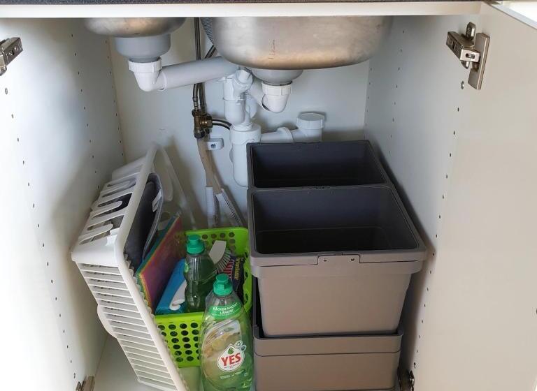 Cabin Near Lake And Beautiful Nature Reserve