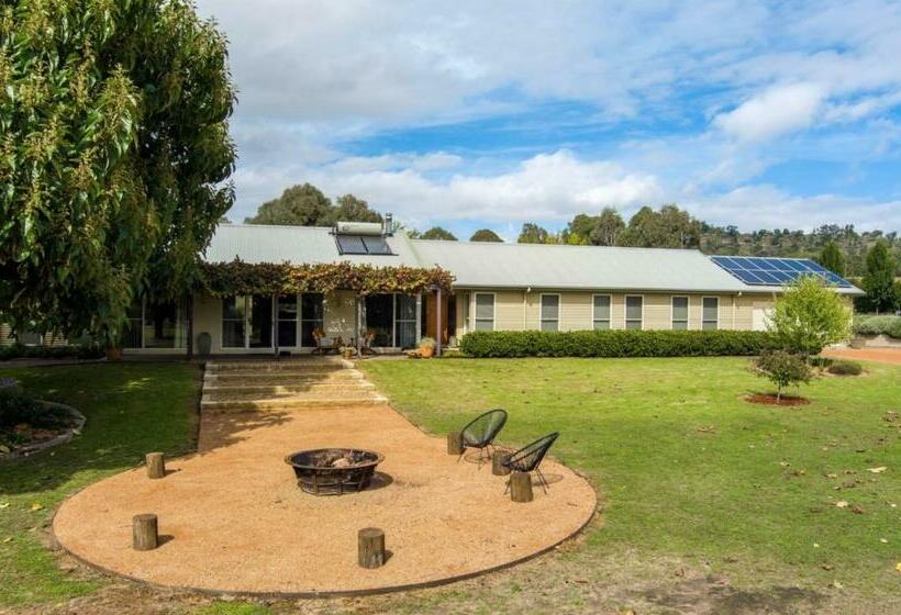 Fairleys Mudgee   Minutes To Wineries & Great For Families