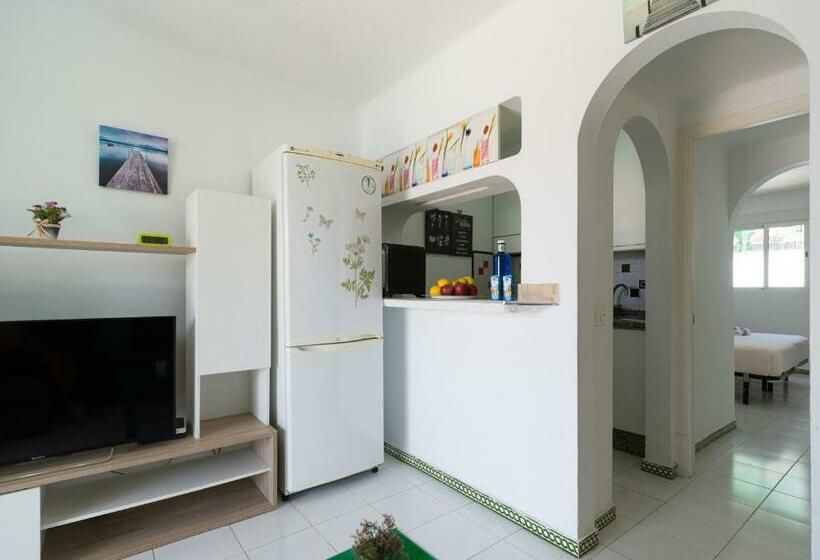 Homeforguest Bungalow Vista Golf Con Terraza Y Piscina