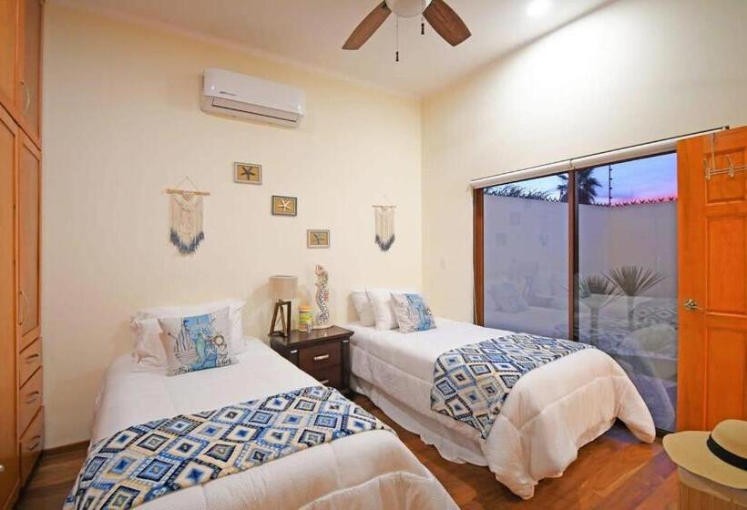 Oceanview Rooftop Private Pool Game Room & Bar