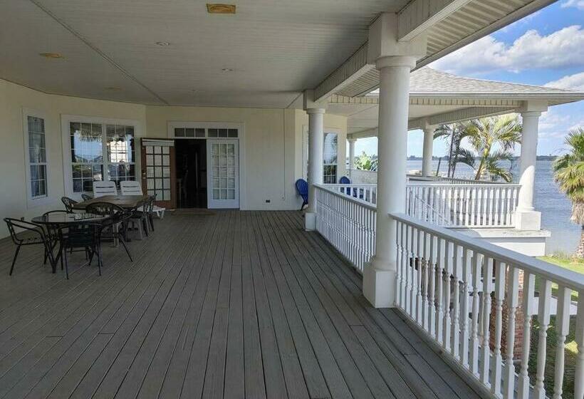 Villa Melbourne Inter Coastal 2 Floors 7br