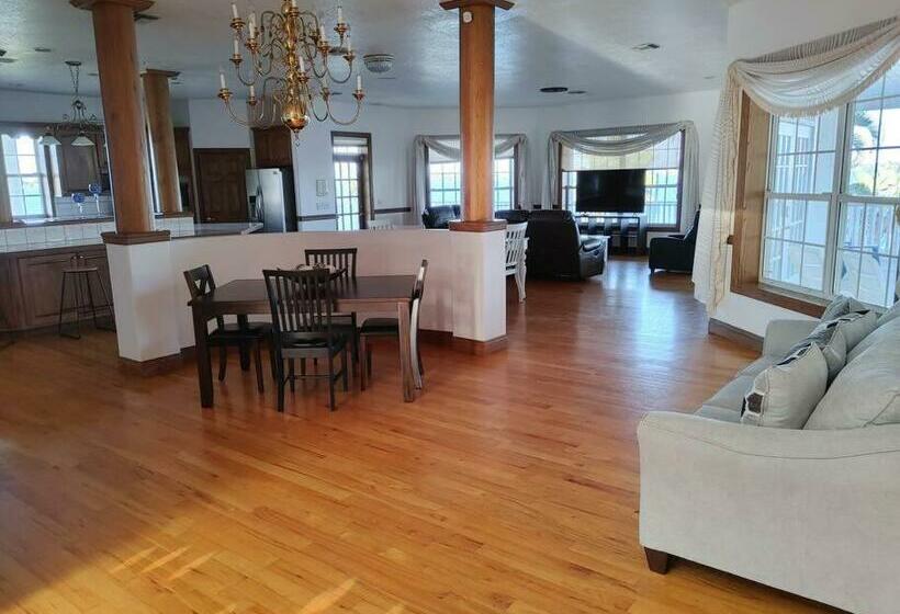 Villa Melbourne Inter Coastal 2 Floors 7br