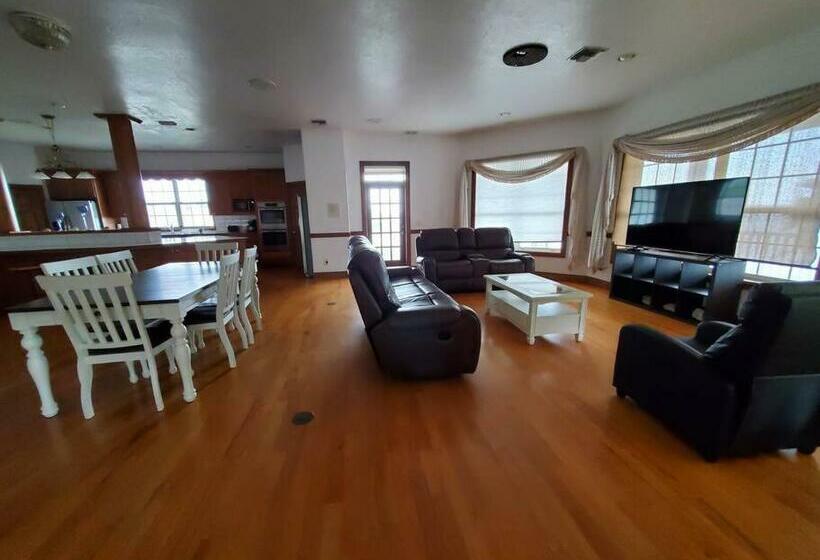 Villa Melbourne Inter Coastal 2 Floors 7br