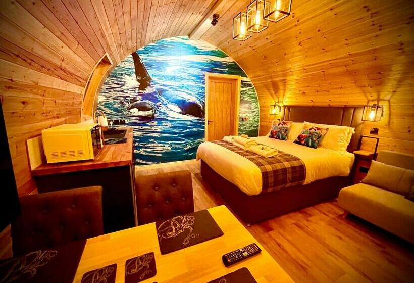 4 Sinclair Bay Lodges