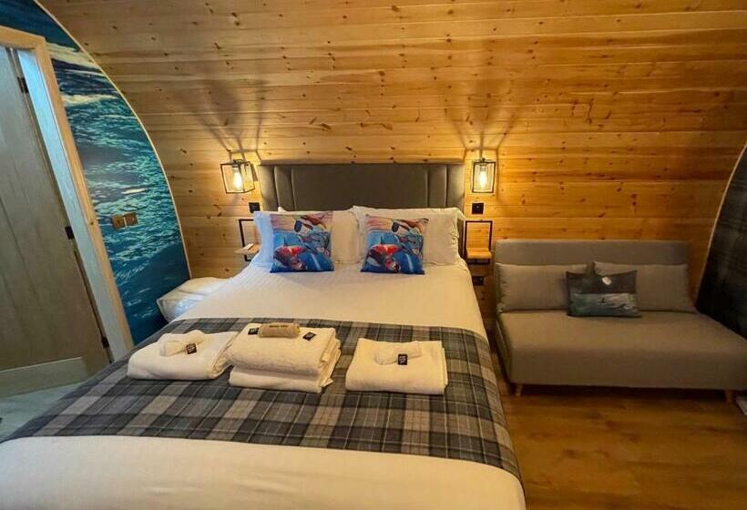 4 Sinclair Bay Lodges