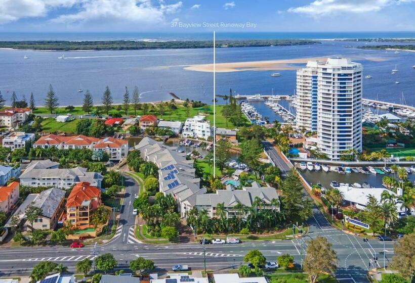 Bayview Bay Apartments And Marina