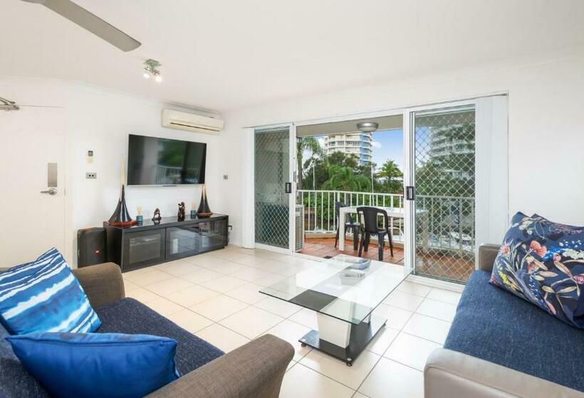 Bayview Bay Apartments And Marina