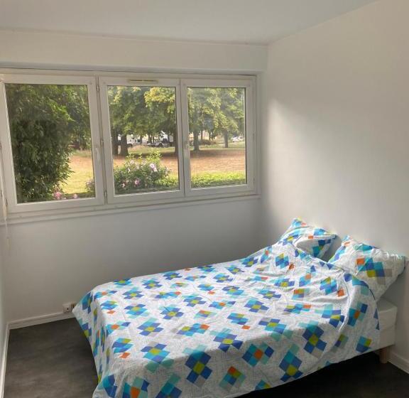 Bel Appartement Spacieux, Lumineux Avec Parking