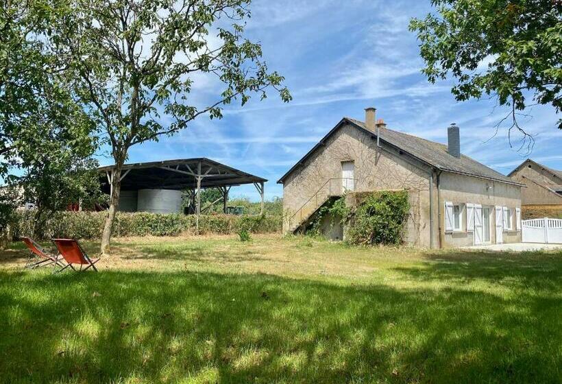 Maison De Vacances Spacieuse Près De La Forêt, Avec Jardin, Cheminée, Wifi, Et équipements De Loisir