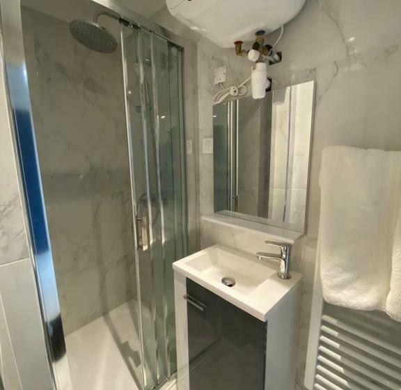 La Residence Des Célestins Appartement Duplex N14 Centre Vichy