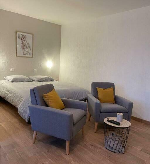 Le Belleviste   Studio Tout équipé, Wifi, Parking