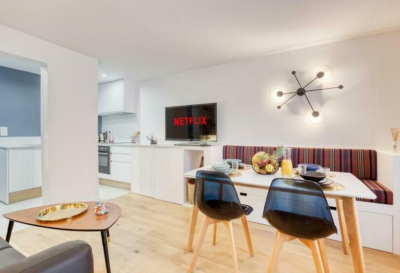 Le Roi Soleil T2 En Plein Cœur De Ville !