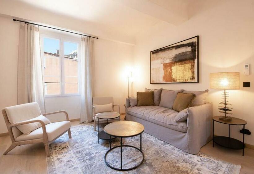 Pick A Flat S Apartments In Saint Tropez  Rue Victor Laugier