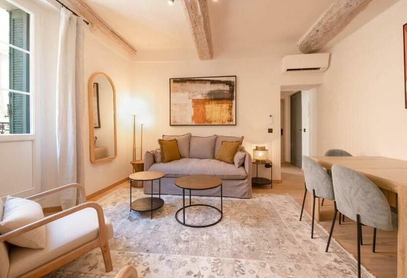 Pick A Flat S Apartments In Saint Tropez  Rue Victor Laugier