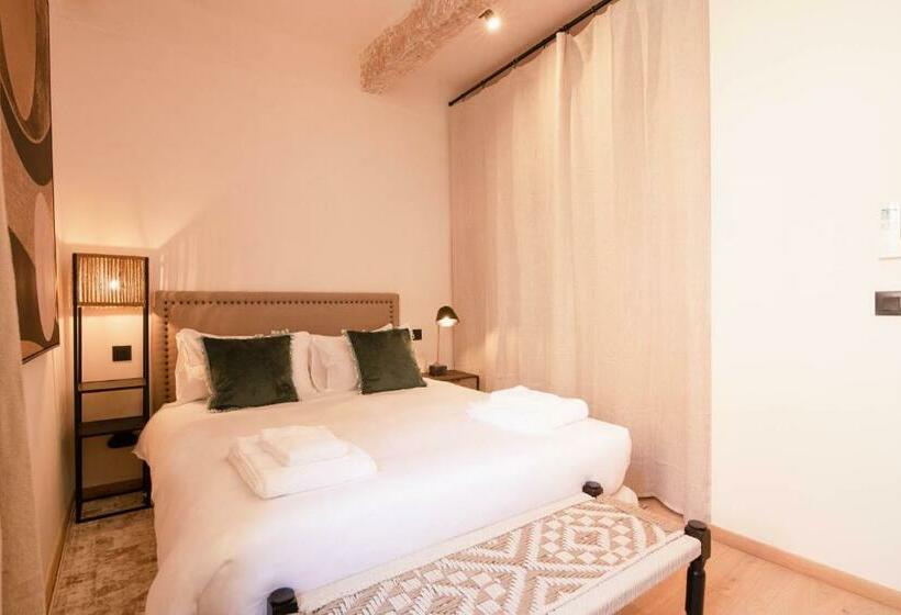 Pick A Flat S Apartments In Saint Tropez  Rue Victor Laugier