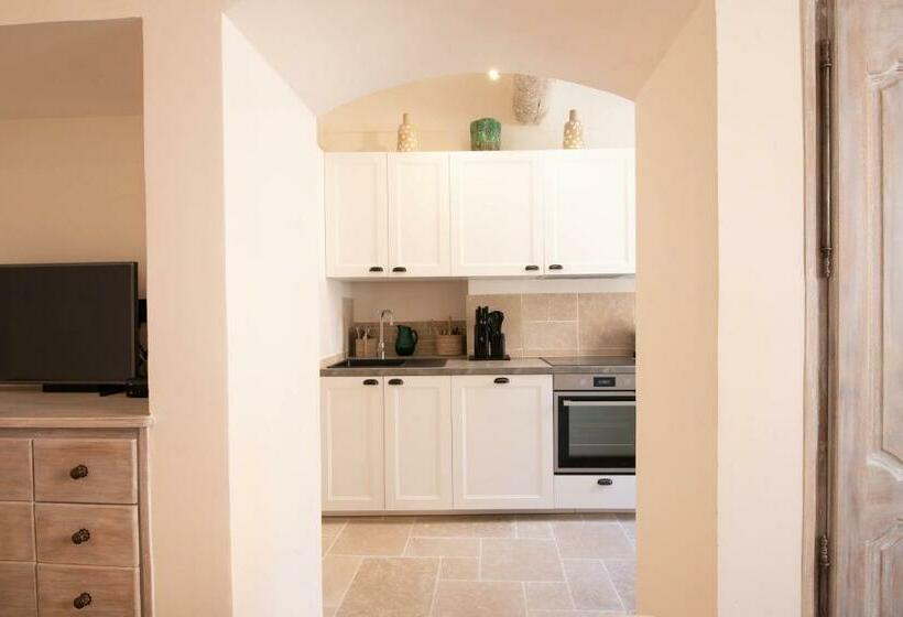 Pick A Flat S Apartments In Saint Tropez  Rue Victor Laugier