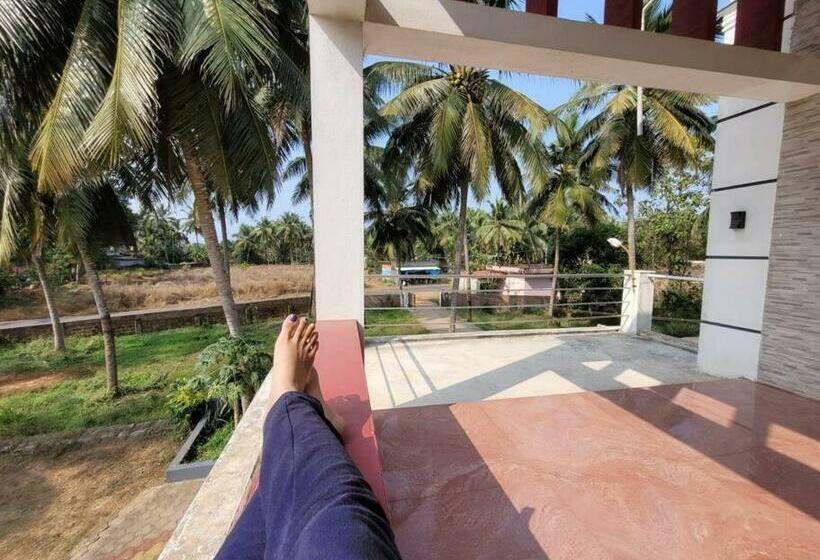 The Big Pineapple éstate   Suites