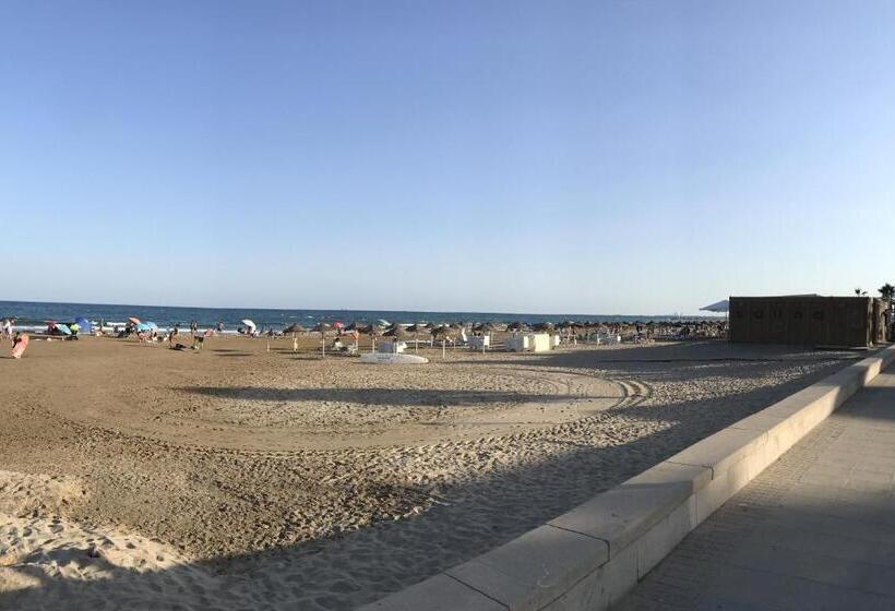 Apartamento Arenal, Primera Línea, Mejor Playa