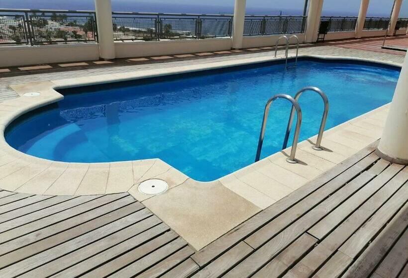 Beautiful Apartment With Panoramic Sea View