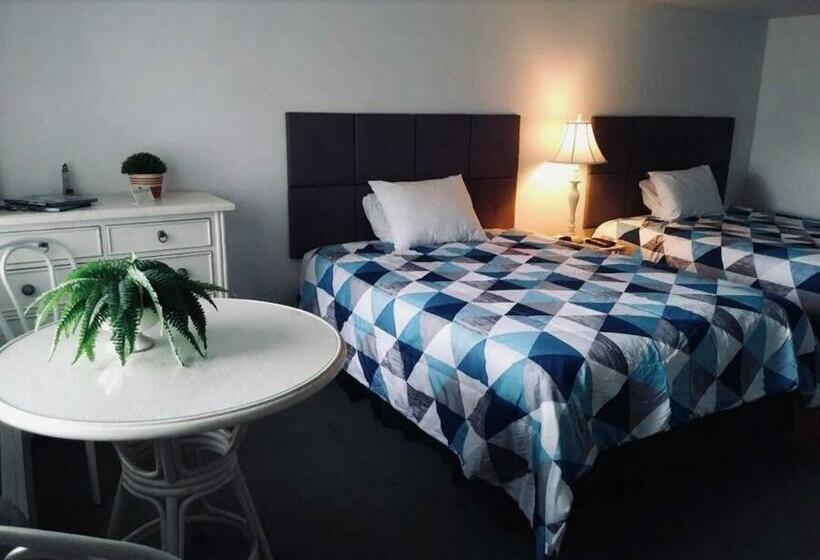 Beautiful Condo Sleeps 4  Only 2 Blocks From Beach