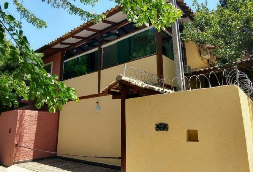 Casa Em Ilhabela Próximo Ao Seaclub A 50m Da Praia Sac Da Capela