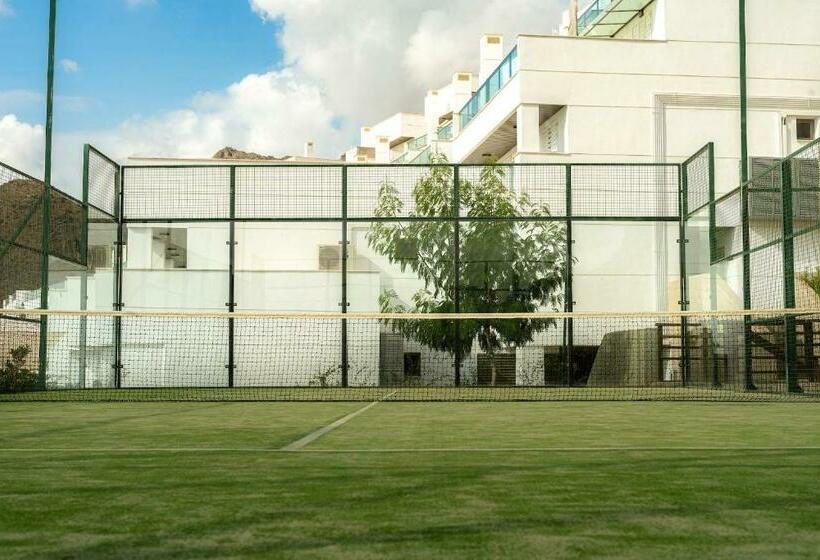 El Pequeño Paraíso