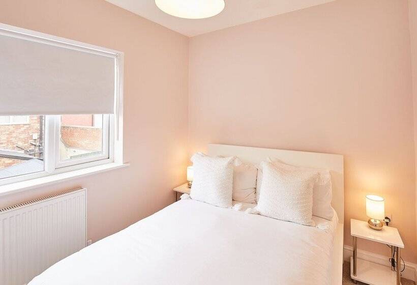 Host & Stay   Ings Lane