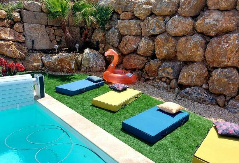 La Belle Vie En Alaric