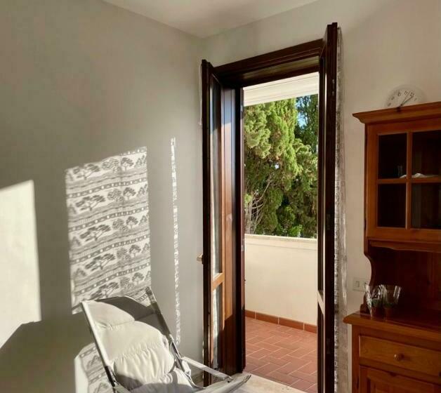 Lovely Apartment 100m Away From Torre Dell Orso Beach