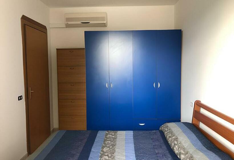 Lovely Apartment 100m Away From Torre Dell Orso Beach