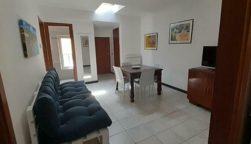 Mansardato 20 Mt Dal Mare Albissola Marina