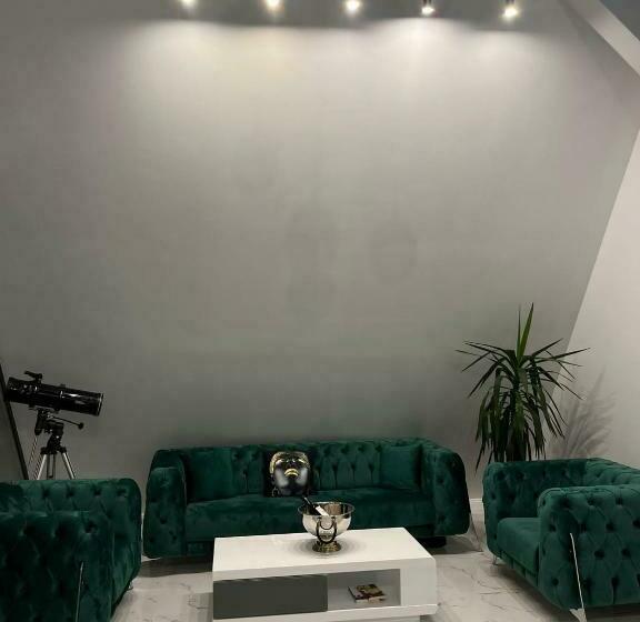 Pine Hill Poiana Marului