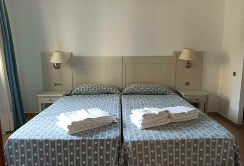 Planta Baja De Un Dormitorio Vistas Piscina