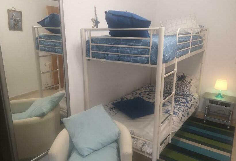 Planta Baja En Chalet Con Encanto