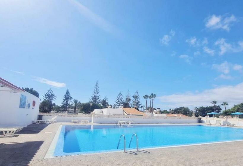 Precioso Bungalow Residencial Santa Marta