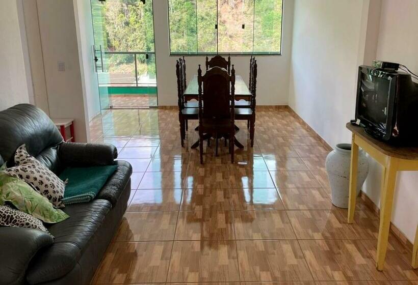 Apartamento No Centro De Santa Teresa