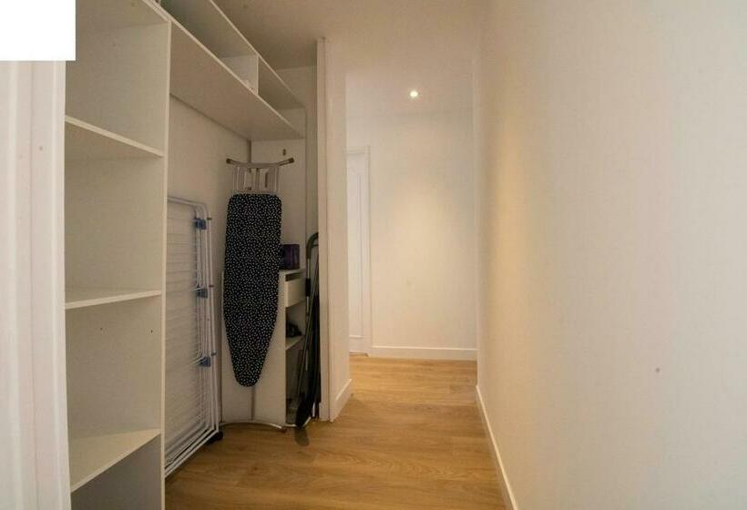 Appart 6 Chb, Standing, Proche Centre,parking,clim