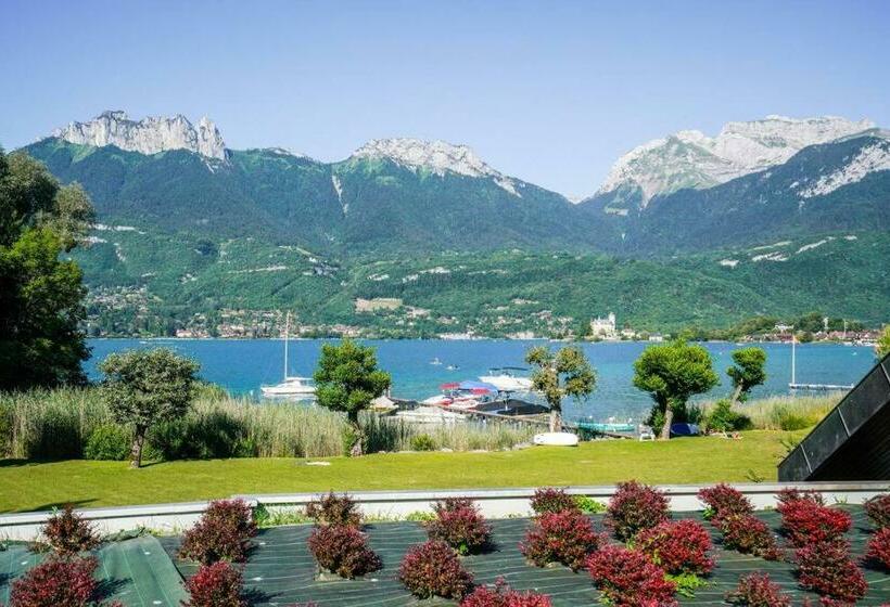 Cabana & Les Pieds Dans L Eau