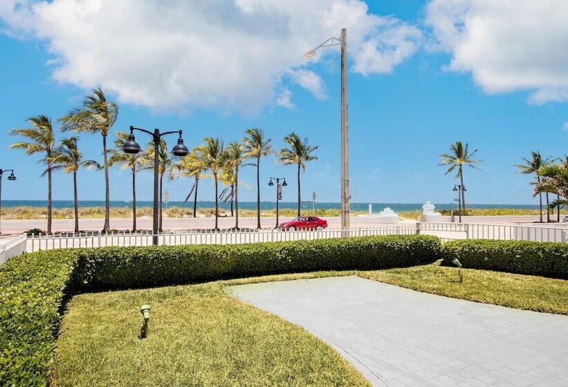 Casa Bermuda By Avantstay Right Across The Street From Fort Lauderdale Beach