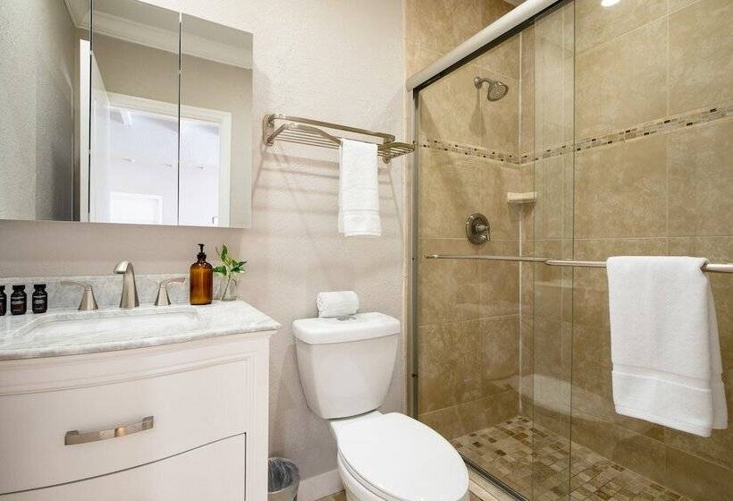 Casa Bermuda By Avantstay Right Across The Street From Fort Lauderdale Beach