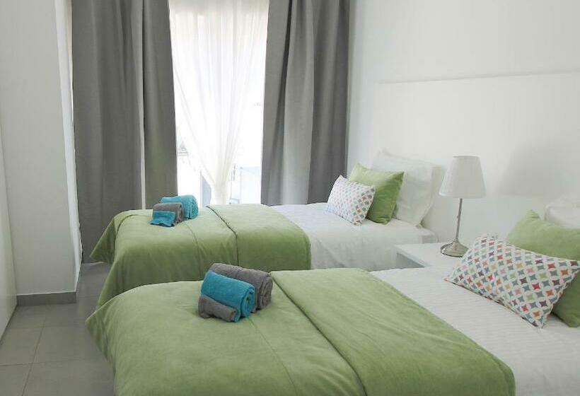 Casa Da Praia   By Sch