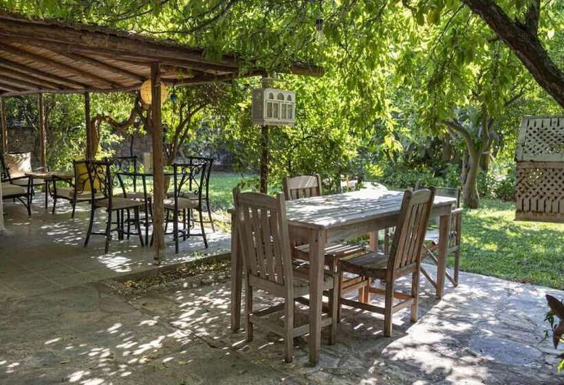 Cozy And Secluded House With Garden In Bodrum