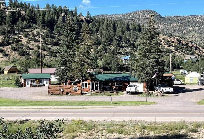 Cozy Cabin #6 At Aspen Ridge Cabins