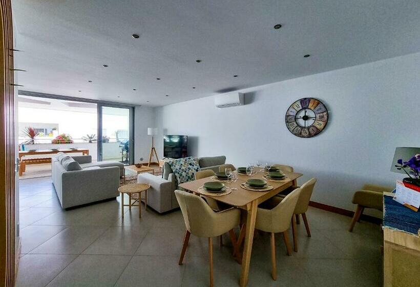 Flh Lagos Central Flat With Terrace