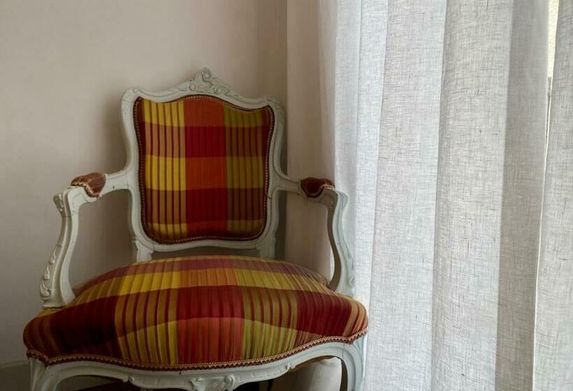 Casa Poliglota 100m De La Cité Médiévale