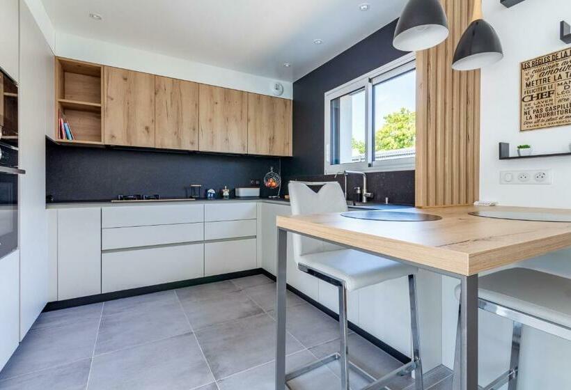 La Villa Dezer   Maison Contemporaine 4 6 Pers