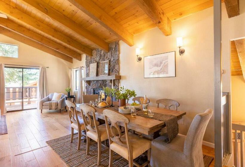 Lodgepole By Avantstay Spacious Retreat 5 Mins From Lake Tahoe Incline Village