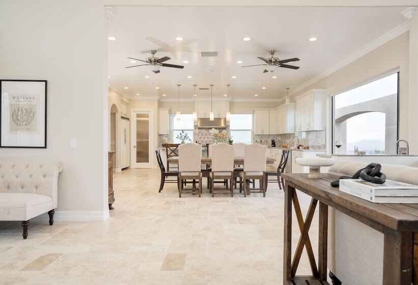 Malbec By Avantstay Incredible Estate W Panoramic Views Bocce Ball Court