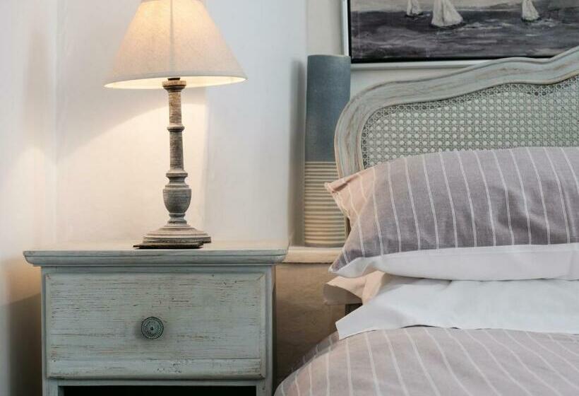 Padstow Escapes   Captains Cottage