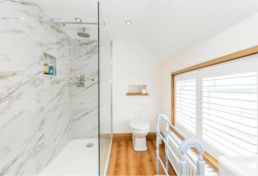 Samuel Pepys Cottage